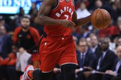 开云体育官方网站-猛龙力克魔术，洛瑞关键三分的简单介绍