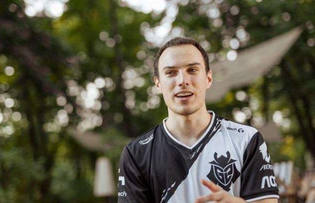 LGD险胜BRO，Perkz惊艳世界