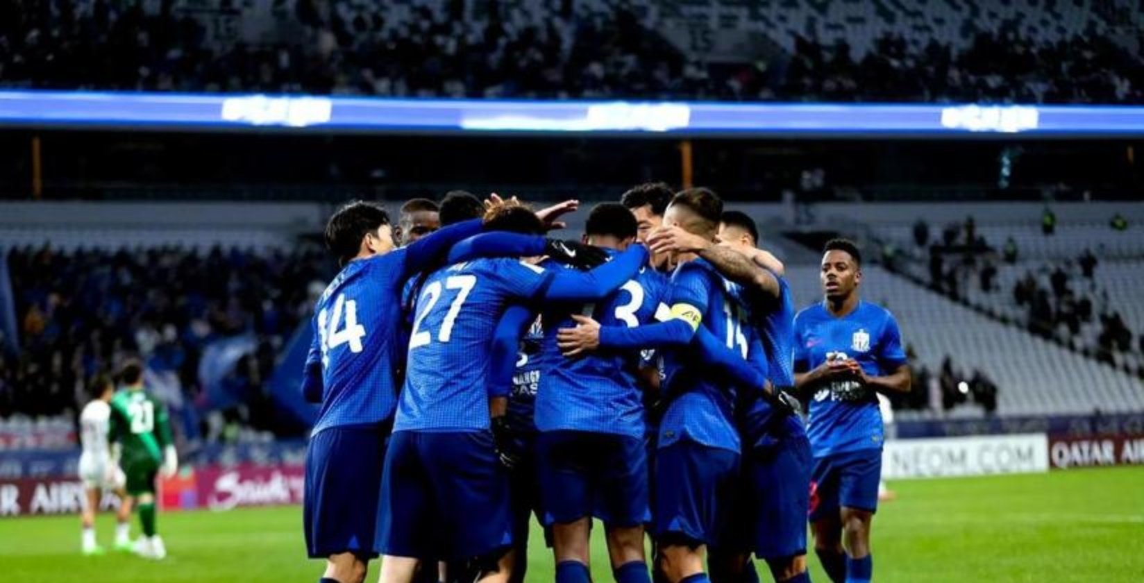 上港轻松客场获胜暂居中超榜首