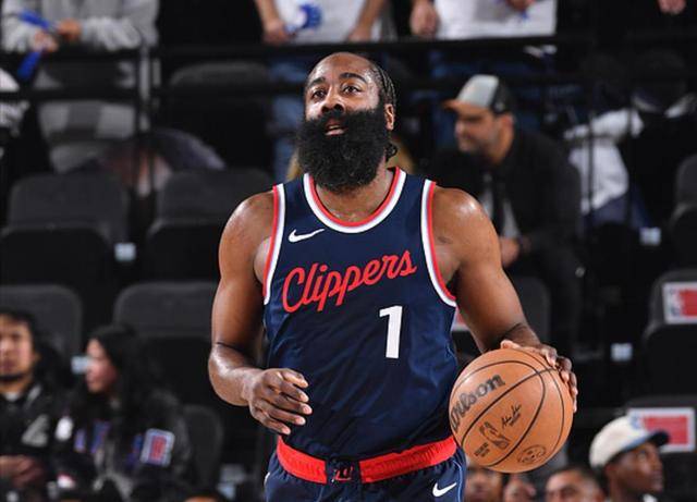 快船击败热火，重返胜轨