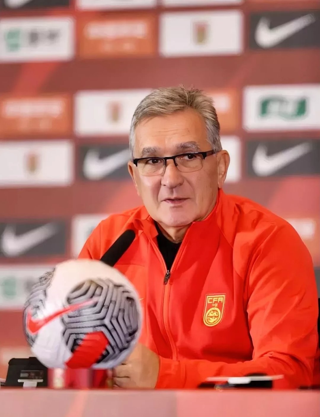 中国足球协会宣布聘请里皮为国家队主教练 中国足球协会宣布聘请里皮为国家队主教练