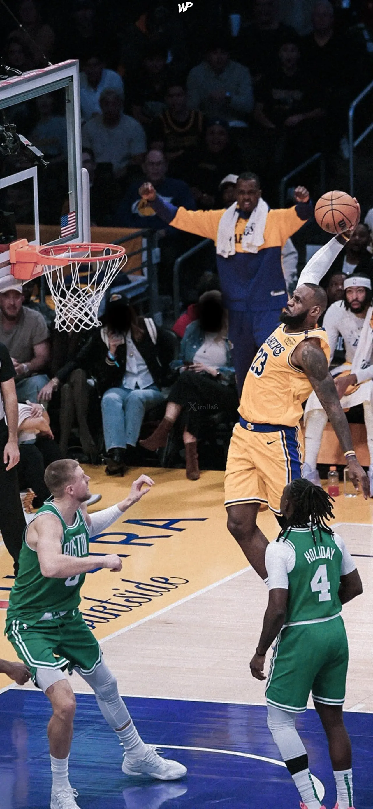 湖人擒下篮网取得两连胜 湖人擒下篮网取得两连胜